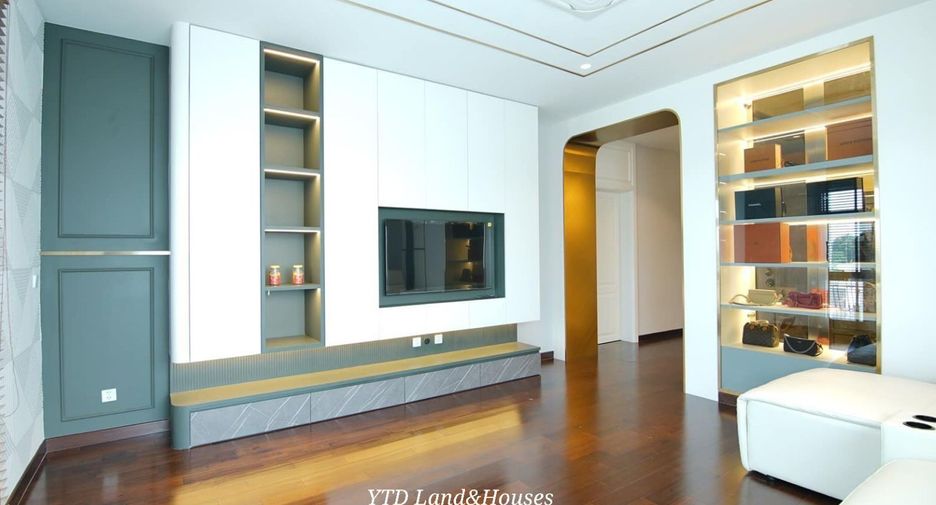 For rent and for sale 5 bedrooms house in Lat Krabang, Bangkok