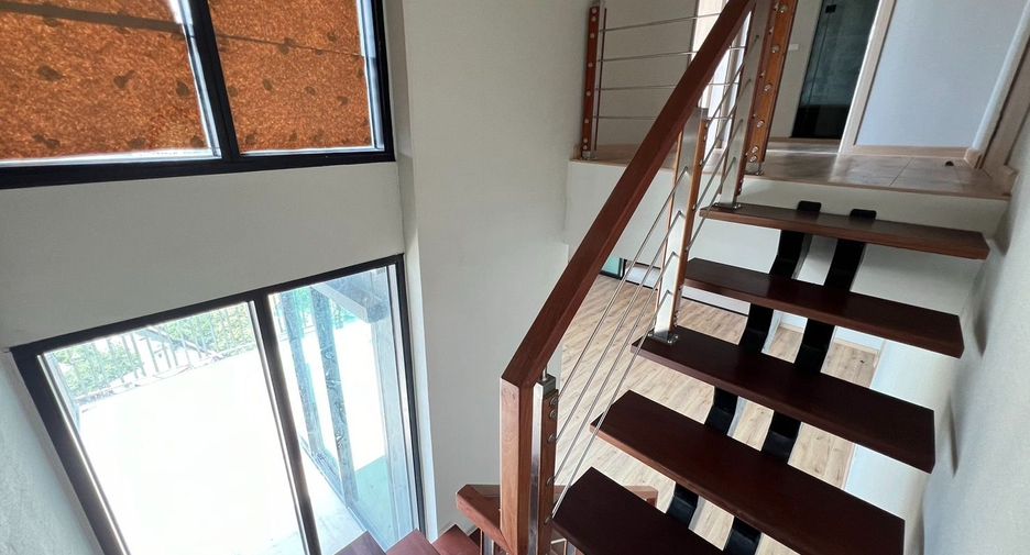 For sale 2 Beds condo in Bang Phlat, Bangkok