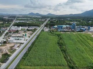 Продажа Участок в Ban Bueng, Чонбури