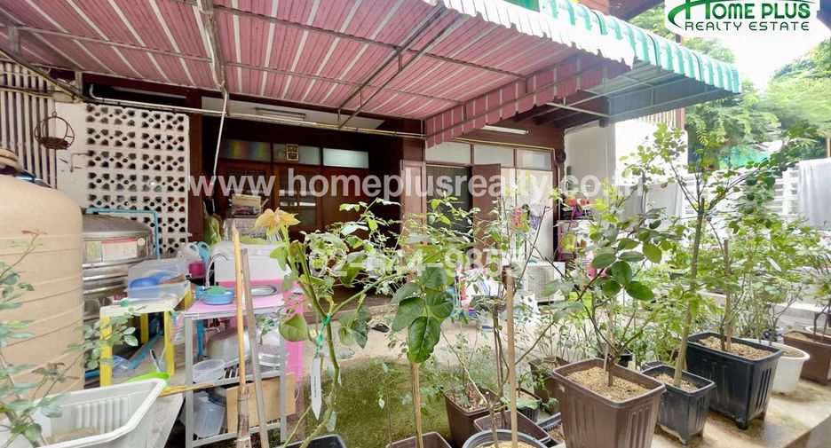 For sale land in Bangkok Noi, Bangkok