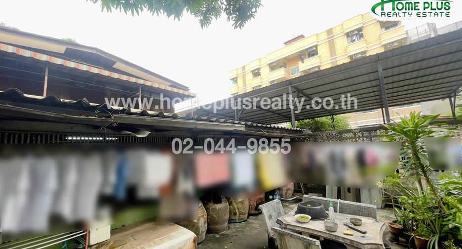 For sale land in Bangkok Noi, Bangkok