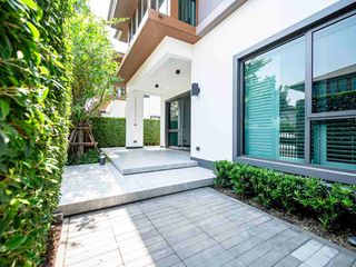 For sale 4 Beds house in Prawet, Bangkok