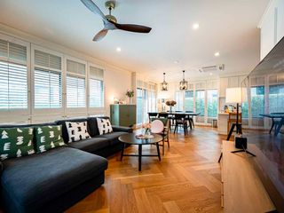 For sale 4 Beds house in Prawet, Bangkok