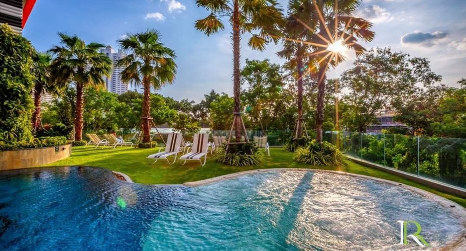 For rent and for sale 2 bedrooms retail Space in Jomtien, Pattaya