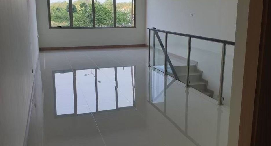 For rent and for sale 2 bedrooms retail Space in Jomtien, Pattaya