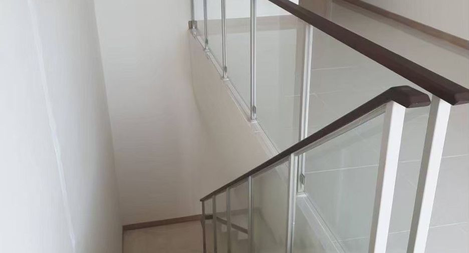 For rent and for sale 2 bedrooms retail Space in Jomtien, Pattaya