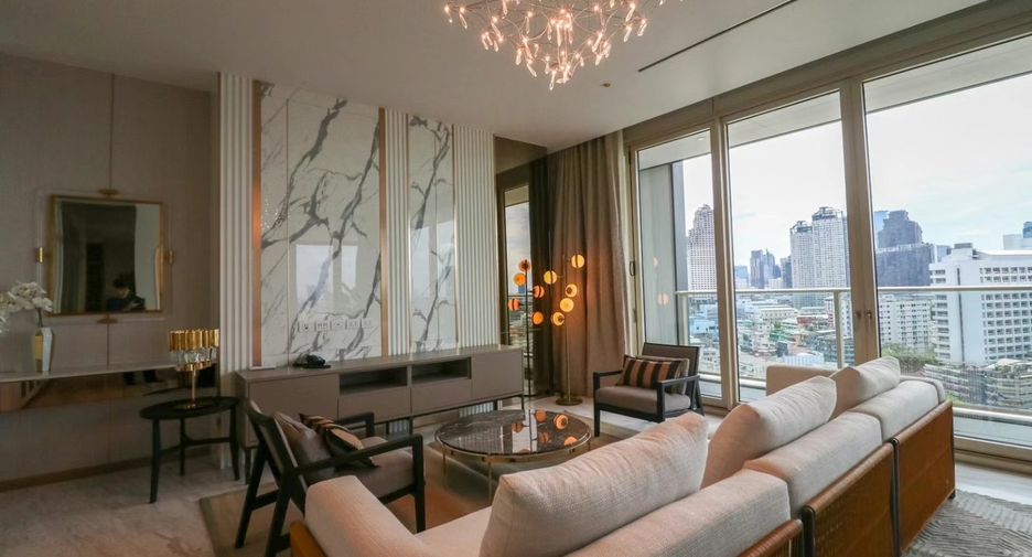 For rent 3 bedrooms condo in Bang Kho Laem, Bangkok