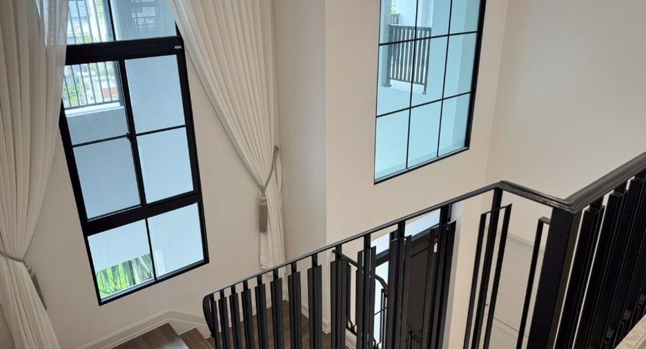 Haus zur Miete und zum Kauf mit 4 Zimmer in Saphan Sung, Bangkok