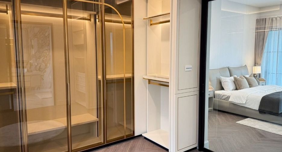 Haus zur Miete und zum Kauf mit 4 Zimmer in Saphan Sung, Bangkok