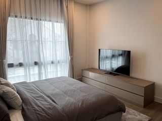 For rent and for sale 4 bedrooms house in Saphan Sung, Bangkok
