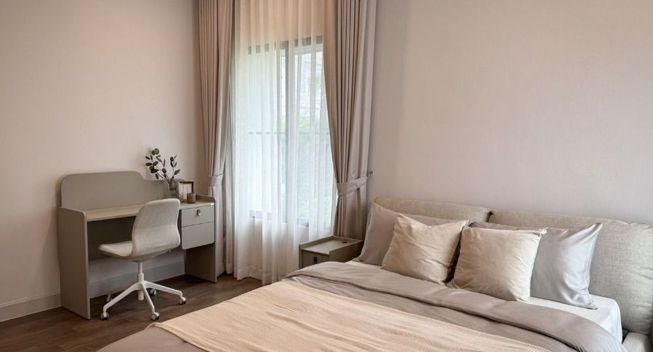 Haus zur Miete und zum Kauf mit 4 Zimmer in Saphan Sung, Bangkok