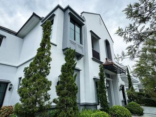 Casa en venta y en alquiler de 4 habitaciones en Saphan Sung, Bangkok