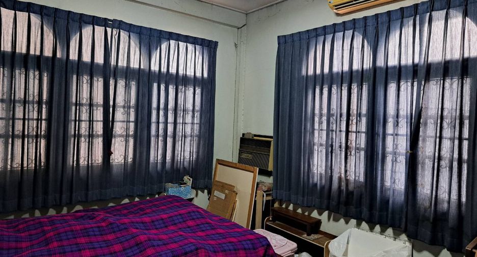 For sale land in Phaya Thai, Bangkok