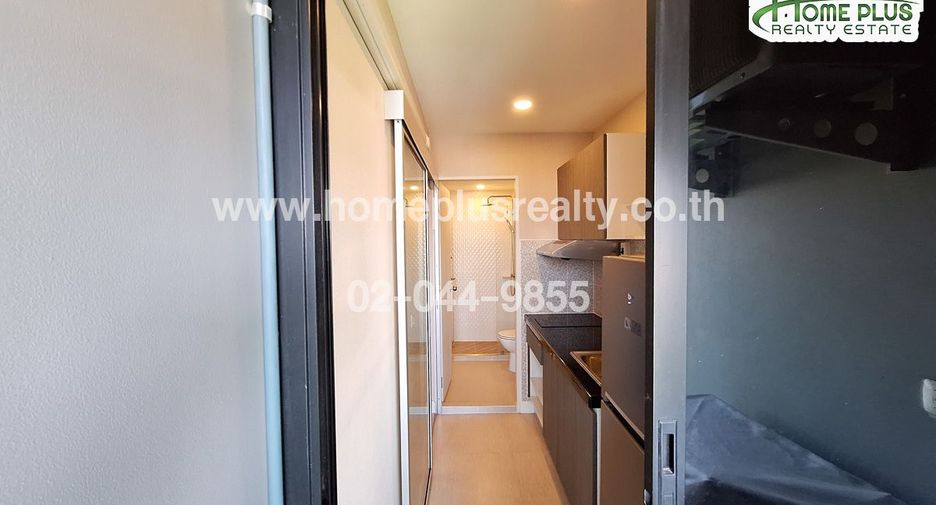 For sale 1 bed condo in Khan Na Yao, Bangkok