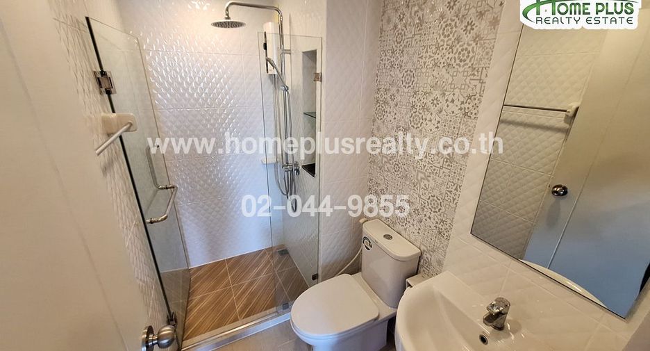 For sale 1 bed condo in Khan Na Yao, Bangkok