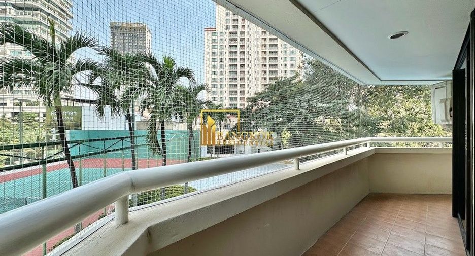 Condo en alquiler de 2 habitaciones en Khlong Toei, Bangkok