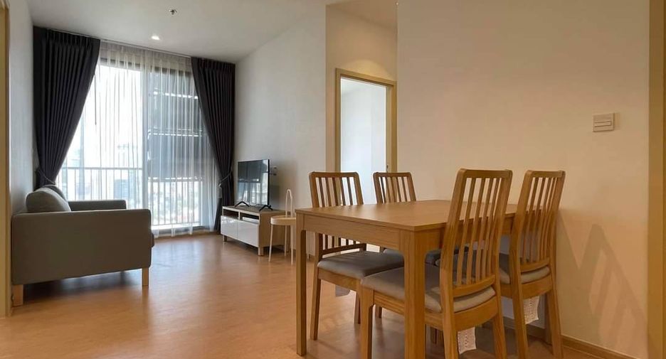 For sale 2 Beds condo in Watthana, Bangkok