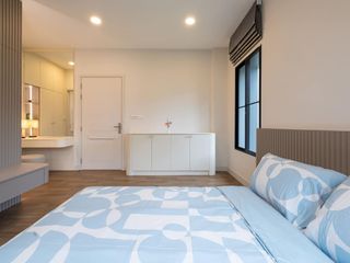 For sale 4 bed house in Saphan Sung, Bangkok