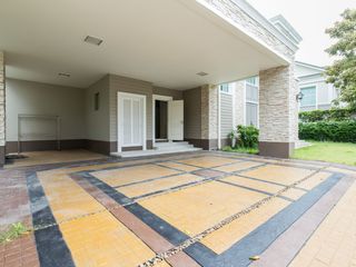 For sale 4 bed house in Bang Phli, Samut Prakan