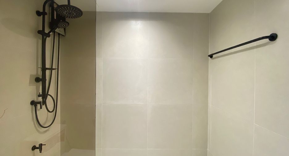 For rent and for sale 1 bed condo in Mueang Chiang Mai, Chiang Mai