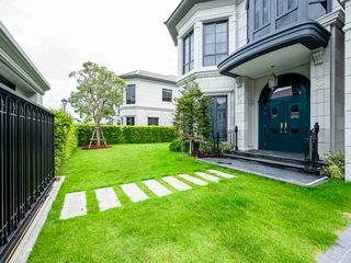 For sale 4 Beds house in Bang Kapi, Bangkok