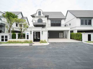 For sale 4 Beds house in Bang Khen, Bangkok