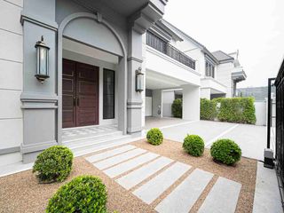 For sale 4 Beds house in Bang Khen, Bangkok