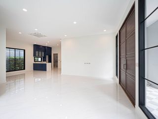 For sale 4 Beds house in Bang Khen, Bangkok