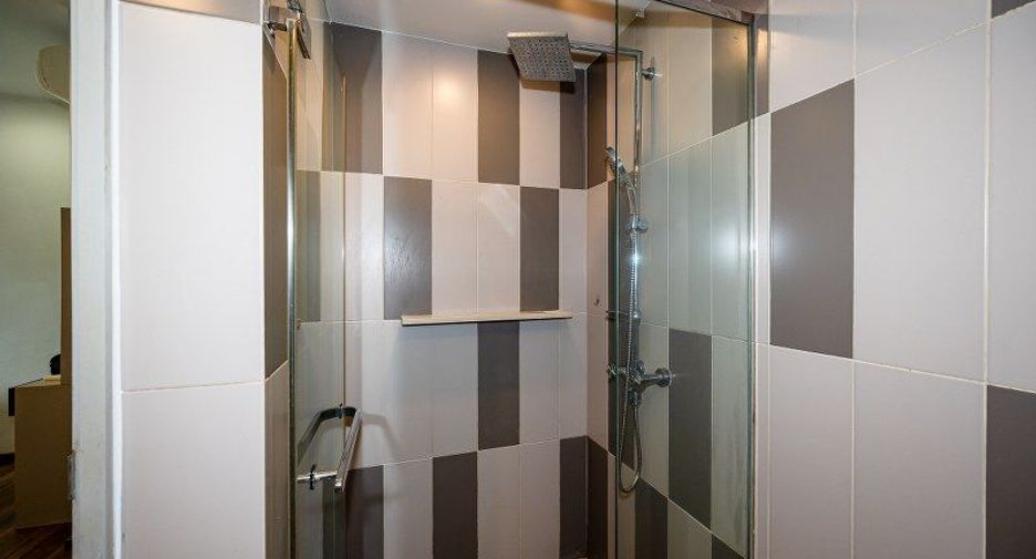 For sale 1 bed condo in Phaya Thai, Bangkok