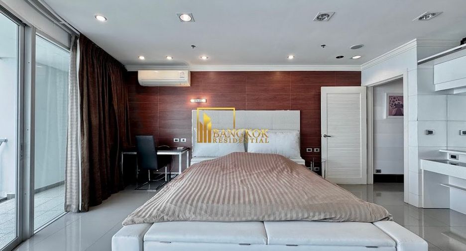 ให้เช่า 2 ห้องนอน คอนโด ใน วัฒนา, กรุงเทพฯ