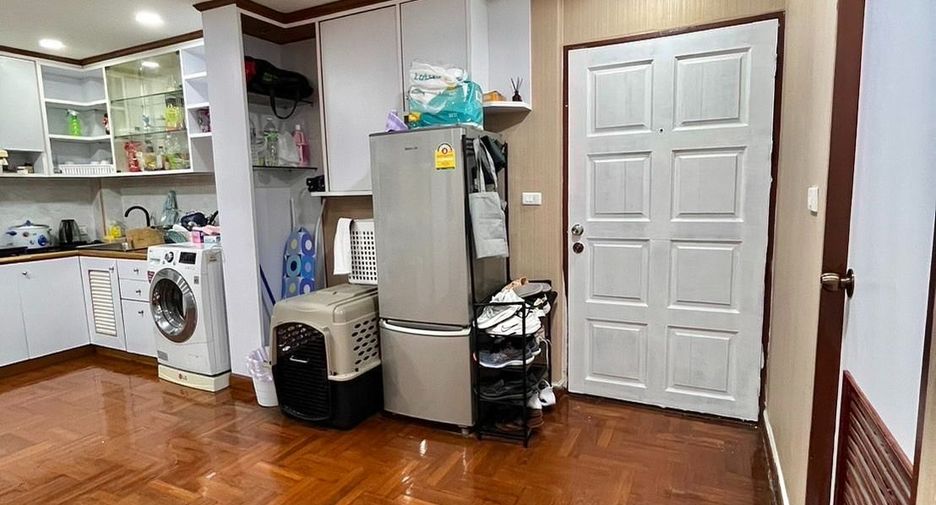 Condo en alquiler de 2 habitaciones en Watthana, Bangkok