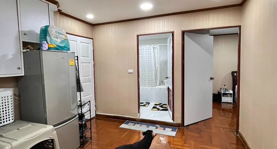 Condo en alquiler de 2 habitaciones en Watthana, Bangkok