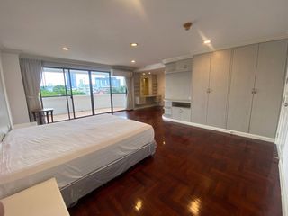 For rent 3 bed serviced apartment in Khlong Toei, Bangkok