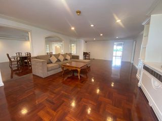 For rent 3 bed serviced apartment in Khlong Toei, Bangkok