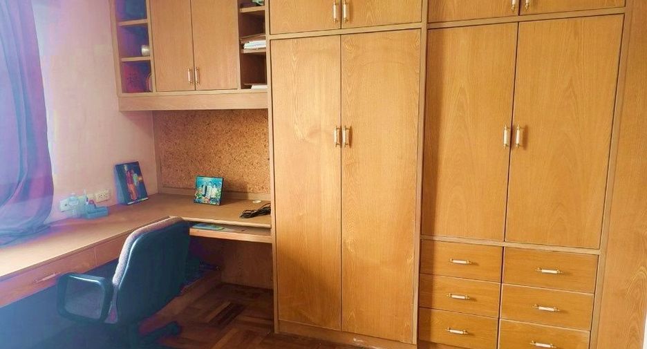 Condo en venta de 2 habitaciones en Yan Nawa, Bangkok