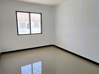 For sale 3 Beds townhouse in Bang Len, Nakhon Pathom