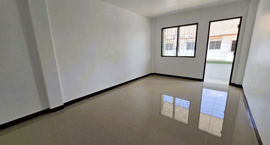 À vendre 3 chambres maison de ville à Bang Len, Nakhon Pathom