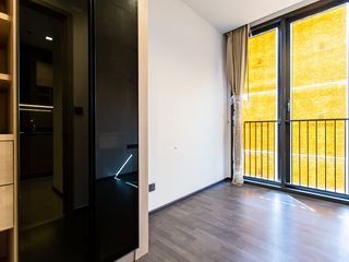 For sale 1 Beds condo in Huai Khwang, Bangkok
