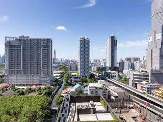 For sale 1 Beds condo in Huai Khwang, Bangkok