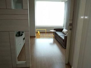 Wohnung zur Miete mit 2 Zimmer in Bang Rak, Bangkok