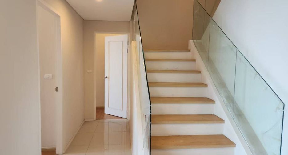 For rent 4 ベッドルーム condo in Watthana, Bangkok