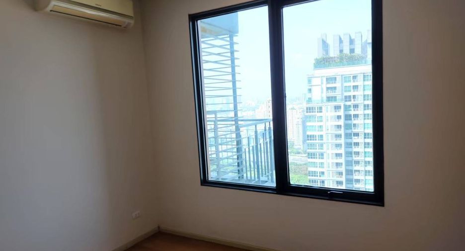 For rent 4 ベッドルーム condo in Watthana, Bangkok