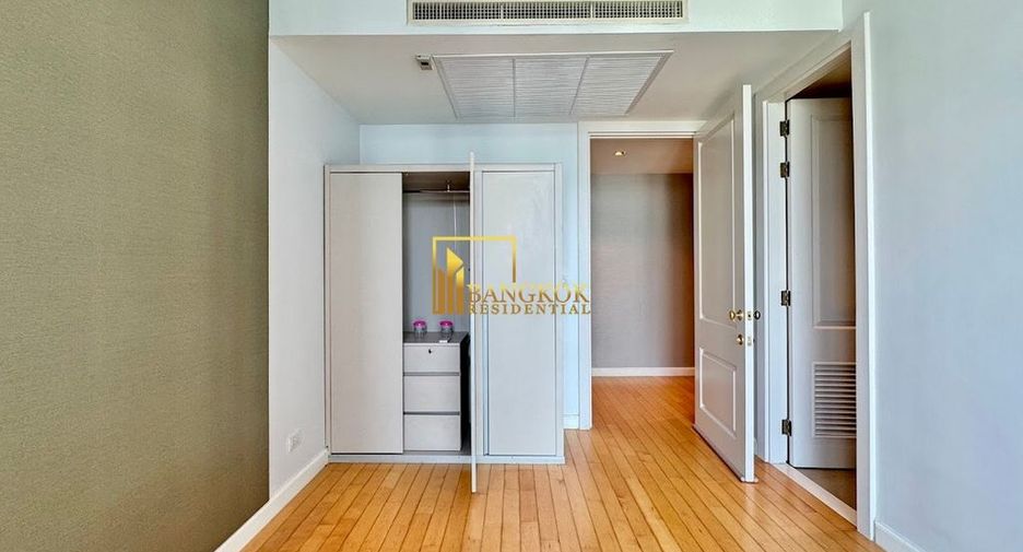 Condo en alquiler de 3 habitaciones en Pathum Wan, Bangkok