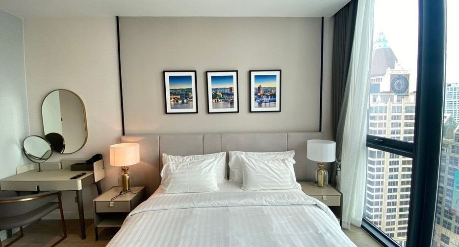 Condo en alquiler de 3 habitaciones en Sathon, Bangkok
