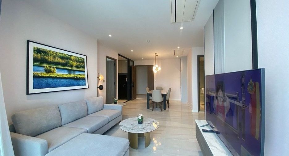 Condo en alquiler de 3 habitaciones en Sathon, Bangkok