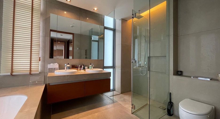 For rent 2 bedrooms condo in Sathon, Bangkok