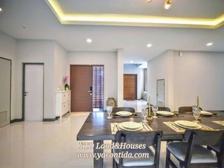出租 4 卧室 独立屋 在 Bang Phli, Samut Prakan