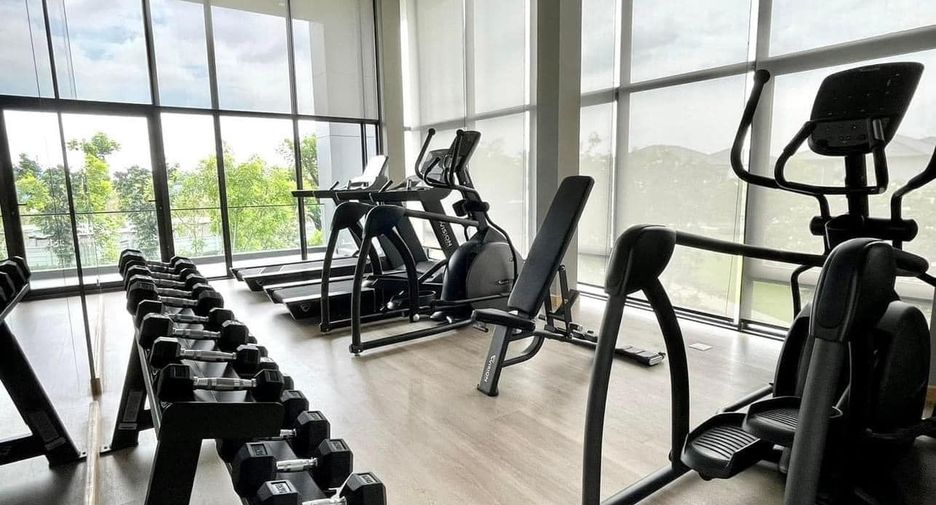 Casa en alquiler de 4 habitaciones en Bang Phli, Samut Prakan