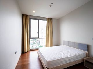 For sale 2 bed condo in Watthana, Bangkok