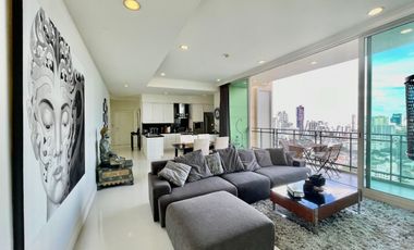 For sale 2 bed condo in Watthana, Bangkok